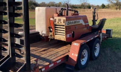 2004 Ditch Witch JT520 package