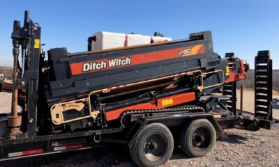 2016 Ditch Witch JT20 drill with FM13v and Felling trailer