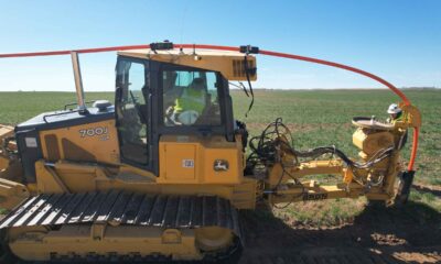 2012-John-Deere-700J-1