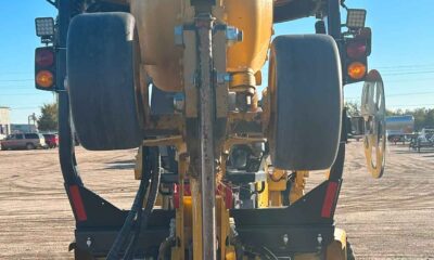 Vermeer-RTX1250-Quad-plow-13