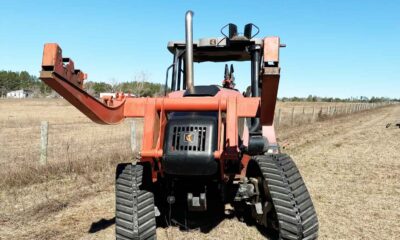 2017-Ditch-Witch-RT125-Quad-plow-2