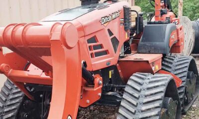 2019-Ditch-Witch-RT80-Quad-plow-3