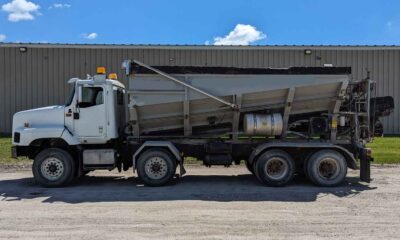 2006-International-Paystar-stone-spreader-8